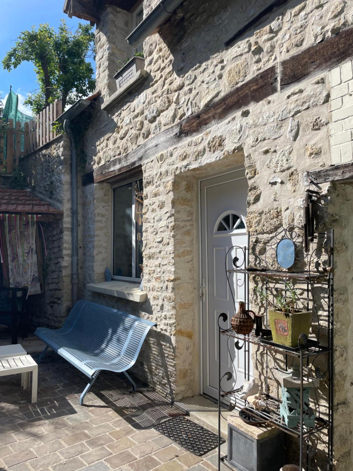 Maison Bleue Beynes  Exterior photo
